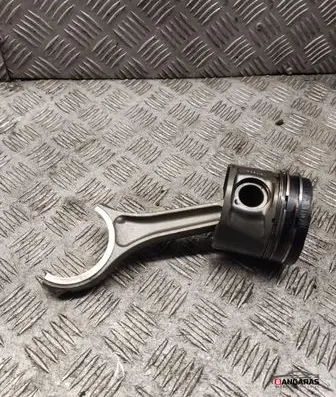 Land Rover Discovery 3 - LR3 Piston with connecting rod
