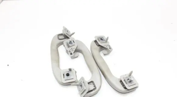 Chevrolet Orlando A set of handles for the ceiling 