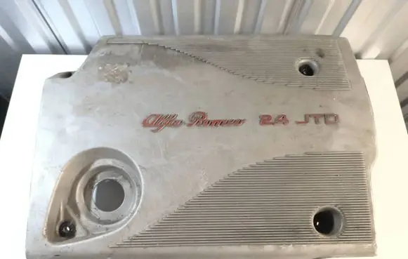 Alfa Romeo 166 Engine cover (trim)