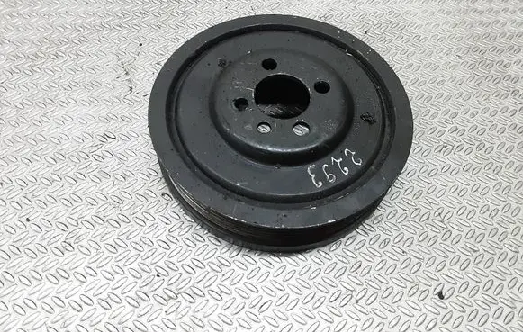 Volkswagen Golf IV Crankshaft pulley 03G105243