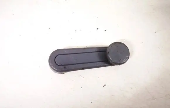 Toyota Yaris Verso Front door window winding handle 