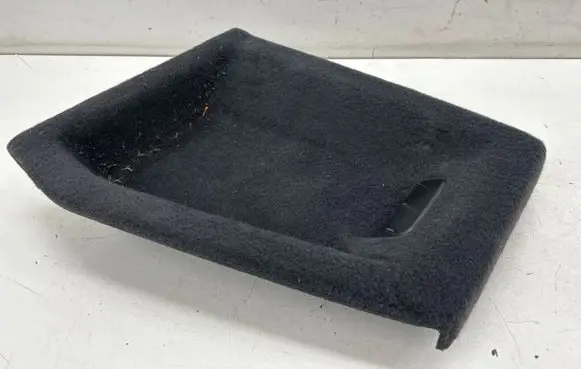 Trunk/boot side trim panel