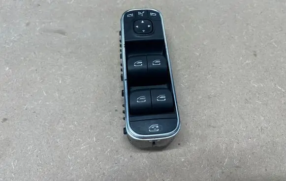 Mercedes-Benz GLE W167 Electric window control switch A1679059803 D00000201 220830455