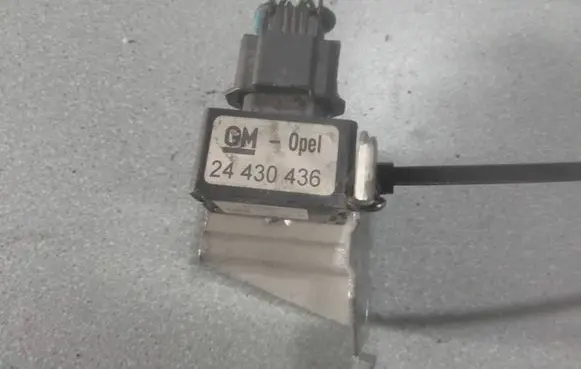 Opel Astra H Sensor 24430436