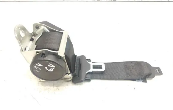 Maserati Ghibli Middle seatbelt (rear) 6700174400 627041100