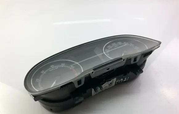 Skoda Fabia Mk3 (NJ) Speedometer (instrument cluster) 6V0920740D F1921