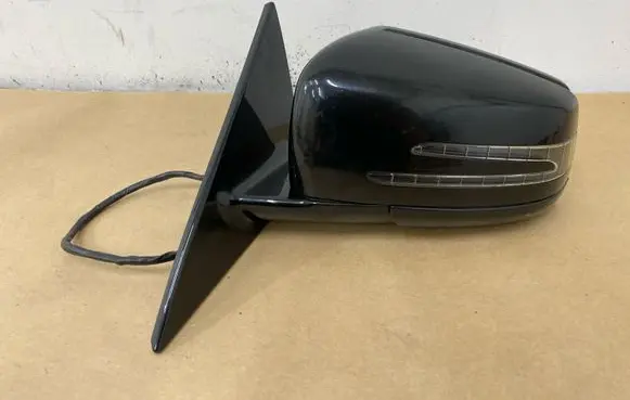 Mercedes-Benz CL C216 Front door electric wing mirror A2168102319