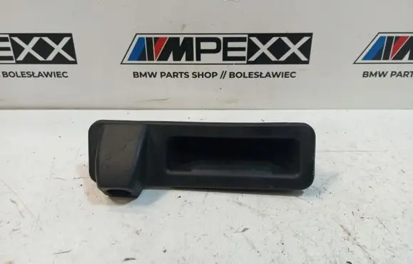 BMW X5 G05 Tailgate/trunk/boot open switch 7381868