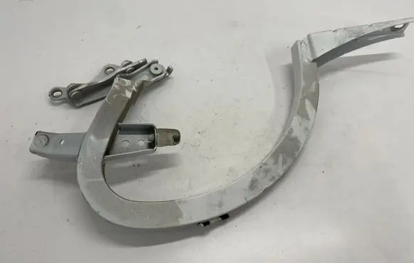 Audi A6 S6 C7 4G Tailgate/trunk/boot hinge 4G5827302