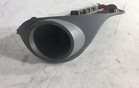 Nissan Primastar Cup holder R6136S300
