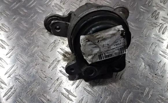 Ford Mondeo Mk III Engine mount bracket
