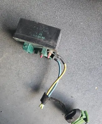 Citroen Jumpy Glow plug pre-heat relay 9639912580