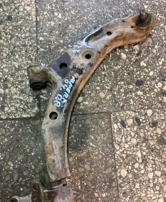 Nissan Almera N16 Front lower control arm/wishbone