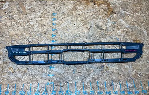 Audi A8 S8 D5 Front bumper lower grill 4N0807683 S2511B186-M