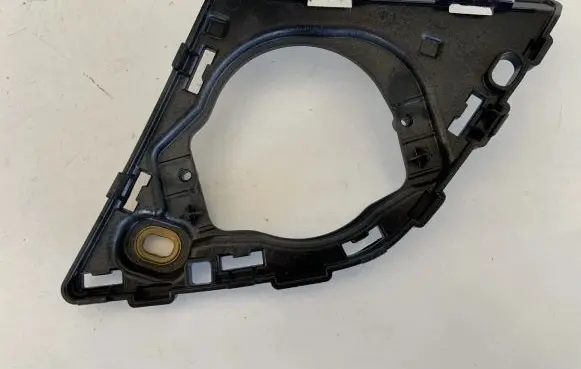 Audi Q7 4M Side speaker frame 4M0035427