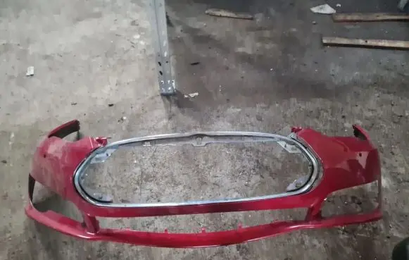Tesla Model S Front bumper 1017414