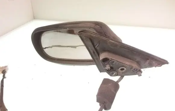 Mazda Xedos 6 Front door electric wing mirror E13011547