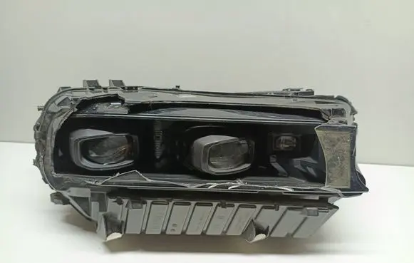 BMW XM Headlight/headlamp 5A8D462