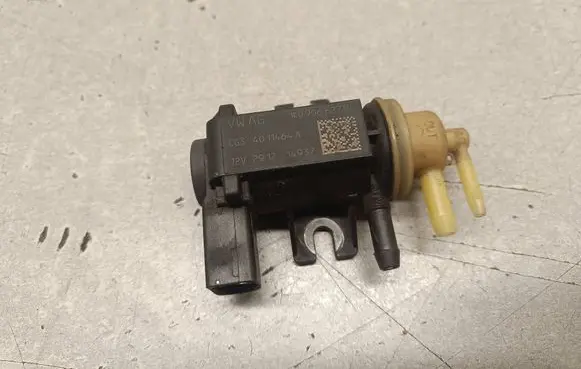 Audi Q3 8U Turbo solenoid valve 1K0906627B 14937 4011464A