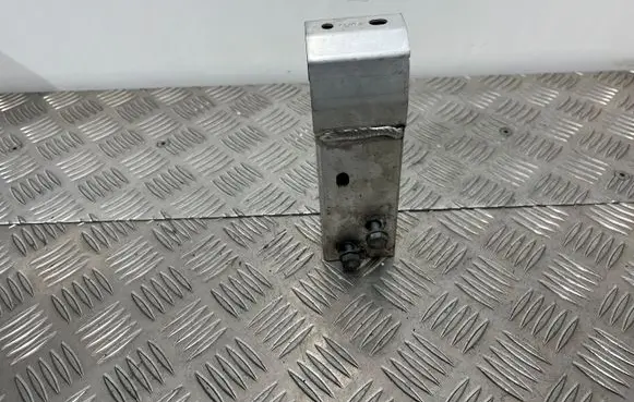 Alfa Romeo Stelvio Radiator support slam panel bracket