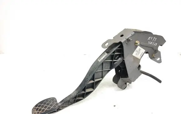 Volkswagen Multivan T5 Clutch pedal 7H1721059E 7H1721315