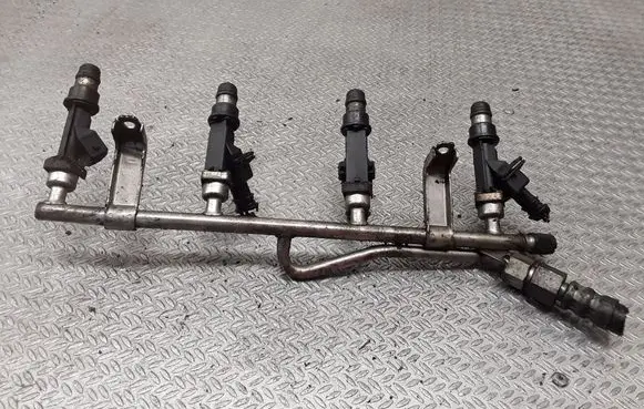Opel Astra G Fuel injectors set 25313846