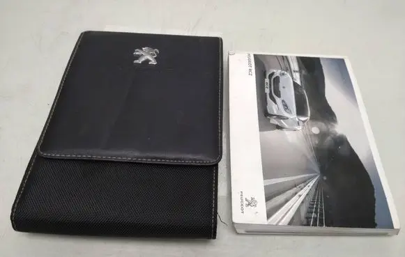 Peugeot RCZ User manual 