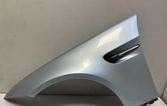 BMW M3 e92 Fender 8042831 8046501