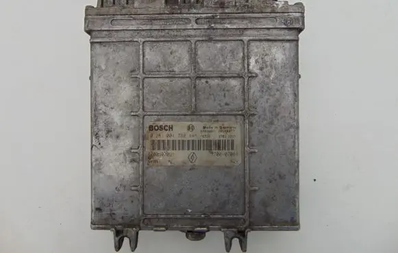 Volkswagen Golf IV Engine control unit/module 7700107091