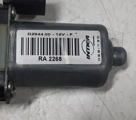 Alfa Romeo 159 Rear door window regulator motor 0293800