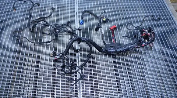 Renault Clio IV Engine installation wiring loom 240114582R