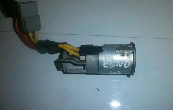 Renault 19 Ignition lock contact 