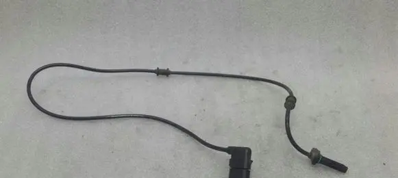 Mercedes-Benz C W205 ABS rear brake sensor A2059058503