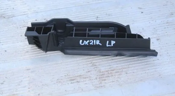 Lexus UX Rubber seal front door (on door) 10L1