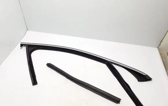 Mercedes-Benz E W214 Front door rubber seal A2147250400