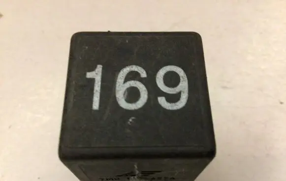 Volkswagen Sharan Other relay 7M0959627A