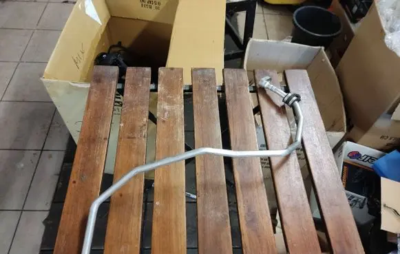 Nissan Leaf II (ZE1) Air conditioning (A/C) pipe/hose 924473NL