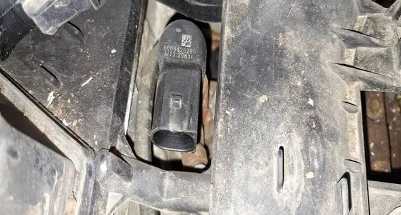 Ford Fiesta Fuel injector 9663429280