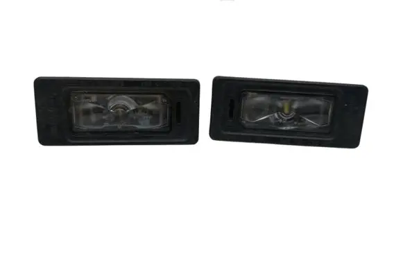 Volkswagen Golf VII Number plate light 5NA943021