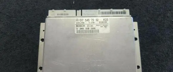 Mercedes-Benz E W210 ESP (stability system) control unit 0175457532