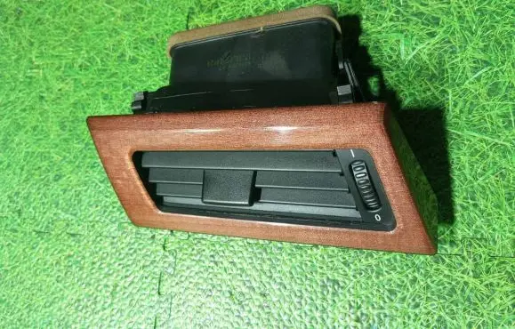 BMW M5 Dashboard glove box trim 7897695 51457897695 6910731