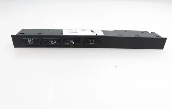 BMW X3 E83 Central console control unit 3415617