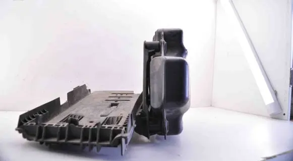 Intake resonator