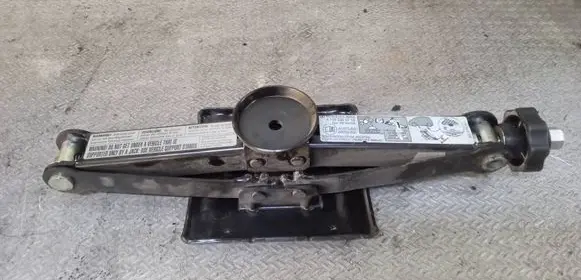 Mercedes-Benz B W245 Lift Jack A1685830715