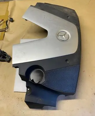 Engine cover (trim)