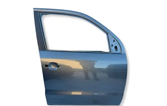 Volkswagen Amarok Front door 2HH831312C