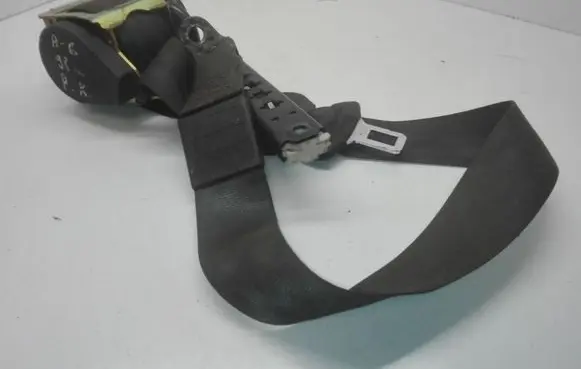 Audi A6 S6 C5 4B Front seatbelt 4B0857705A 560575500A