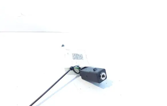 Volvo XC60 AUX in-socket connector 31285608