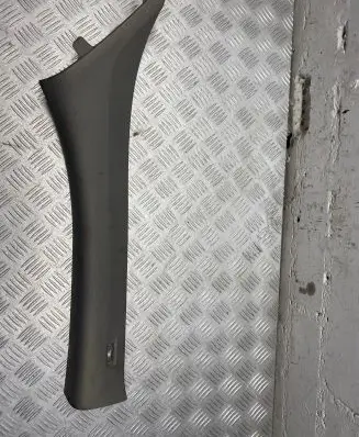 BMW 5 GT F07 (A) pillar trim 9137196