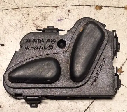 Mercedes-Benz E W211 Seat control switch 2108213851 03463815